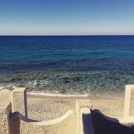 Dom wakacyjny Leone Capo Vaticano